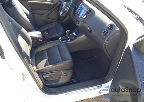 2016 Volkswagen Tiguan R-Line из США, поврежденный, VIN WVGBV7AX8GW072064